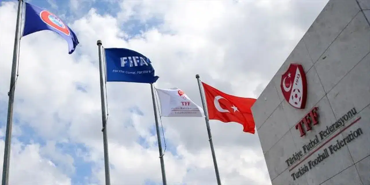 Yeni sezonun düdükleri belirlendi: Liste yine tartışılacak