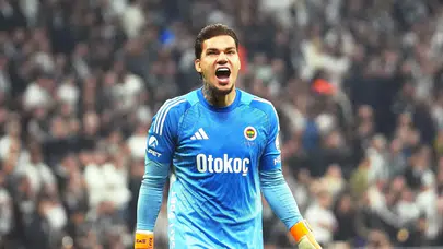 Sadece bir eldiven değil oyun kurucu: Ederson dünya devlerini geride bırakıp listeye adını yazdırdı