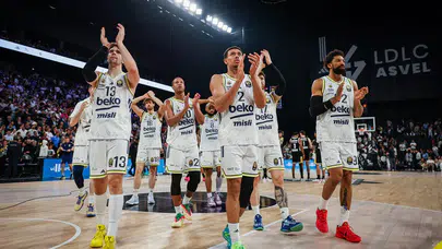 Fenerbahçe Beko Fransa'da moral tazeledi