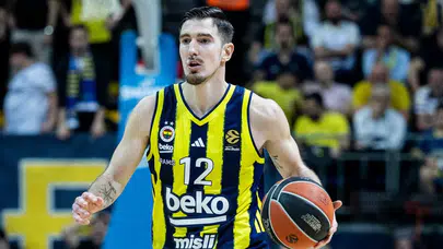 Fenerbahçe'nin Fransız oyun kurucusu Nando De Colo'da kısmi yırtık tespit edildiği duyuruldu