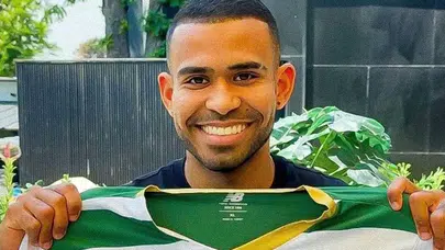 Bursaspor'da yabancı hasreti bitti: Yeni transfer Juergen Elitim imzayı attı