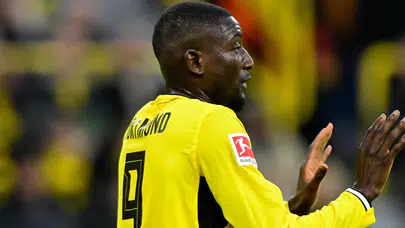 Fenerbahçe'nin radarındaki yıldız: Borussia Dortmund'un golcüsü İstanbul'a mı geliyor?