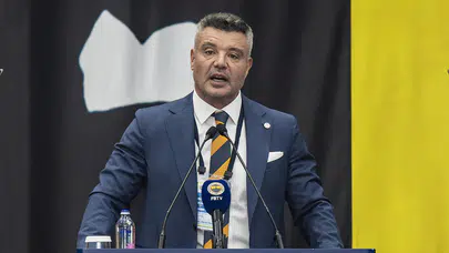 Derbi sonrası Kadıköy’de deprem: Fenerbahçe’de radikal kararlar kapıda