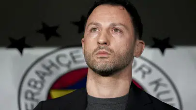 Almanya'da sürpriz rota: Fenerbahçe'den ayrılan Domenico Tedesco Bundesliga'ya dönüyor