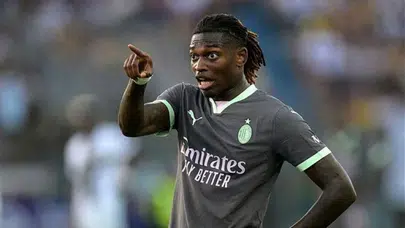 Milan'ın Yıldızı Sahalarda Fırtına Gibi: Rafael Leao Kimdir ve Kariyeri Nasıl Şekillendi?