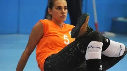 Voleybolda dur durak bilmiyor: Tecrübeli yıldız parkelere veda etmiyor