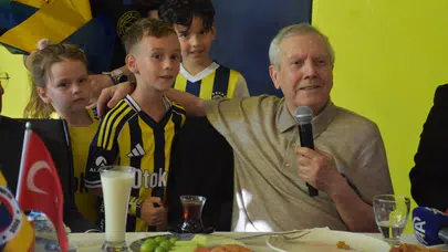 Aziz Yıldırım’dan forvet hattına çifte çıkarma