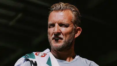 Kartal’ın ekibinde sürpriz Kuyt krizi: Sarı-lacivertlilerden açıklama