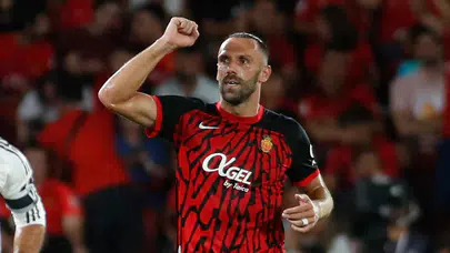 Vedat Muriqi’nin gözü yeniden Kadıköy’de
