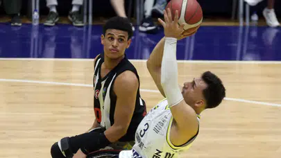 Fenerbahçe İstanbul Jet şampiyonluğa bir adım uzakta