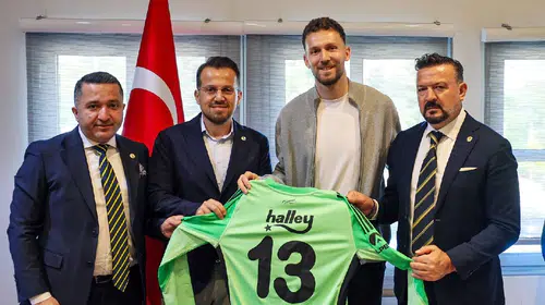 Fenerbahçe kalesinde güven tazeledi: Tarık Çetin ile yola devam kararı