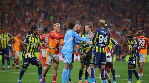 Dev Derbide Hakem Krizi: Ahmet Çakar ve Mustafa Çulcu'dan Sert Eleştiriler
