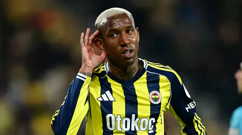 Talisca’dan Kadıköy’de tansiyonu yükselten hareket: Gol sevincinde tribünleri hedef aldı