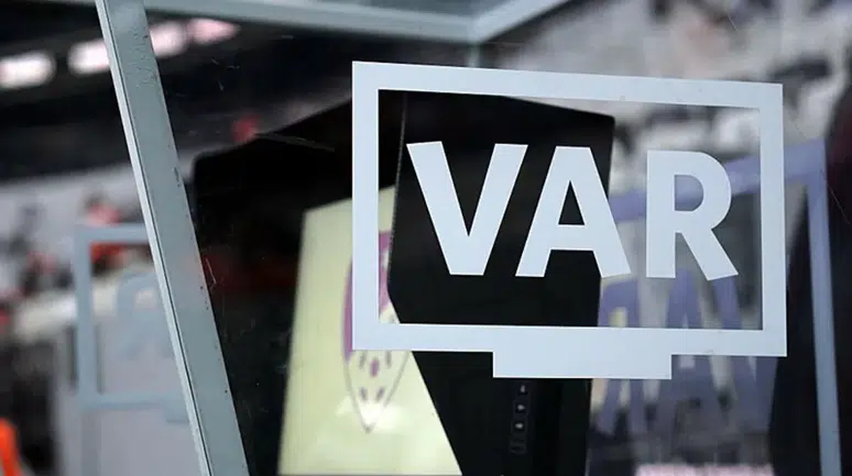 Kayserispor - Fenerbahçe randevusunda kritik atama! VAR koltuğu Sarper Barış Saka'ya emanet